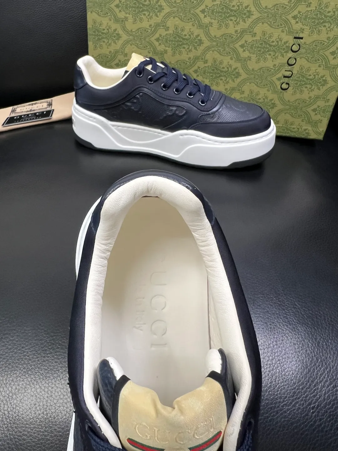 Men's shoes 💰840 Gucci high quality top crafts Gucci counter new original factory configuration, imported cowhide fabric from Italy, imported cowhide lining, breathable and comfortable, sole: original factory special supply original sole super comfortable, original factory and single goods, welcome to compare, code number 38-44 (customized 45 46)
